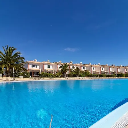 Village de vacances Lovely In Vila Bicuda Ii